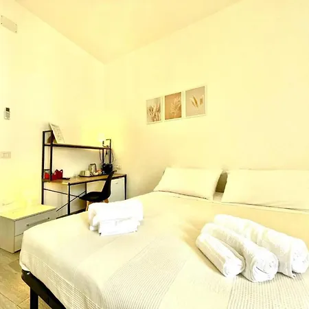 Bonora 1 Con Bagno Privato Centro *